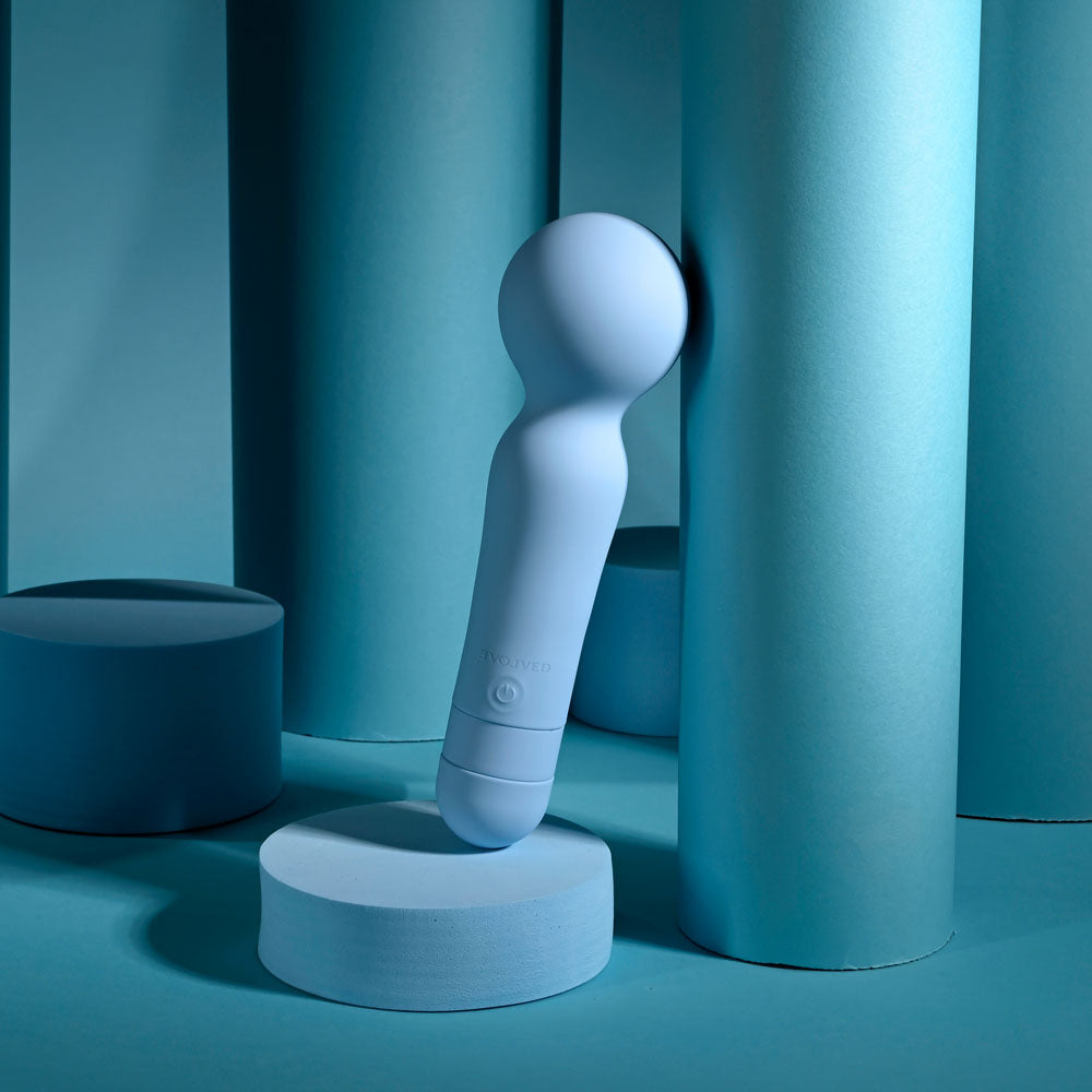 Evolved IRIS - Blue 18.3 cm USB Rechargeable Massage Wand